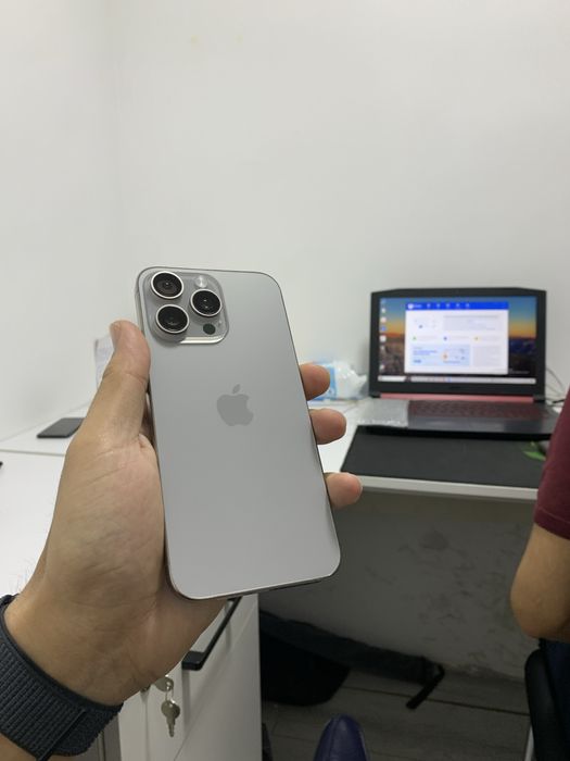 Iphone 15ProMax 256 GB 100% Natural