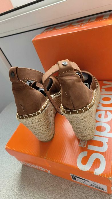 Superdry Anna Wedge - 38, 40 - NOU - 120 RON