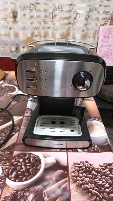 De vanzare aparat cafea Heinner