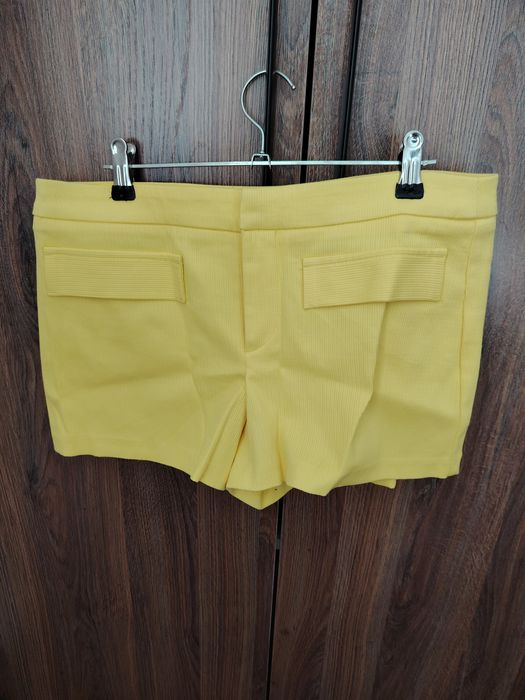 Платья продам срочно