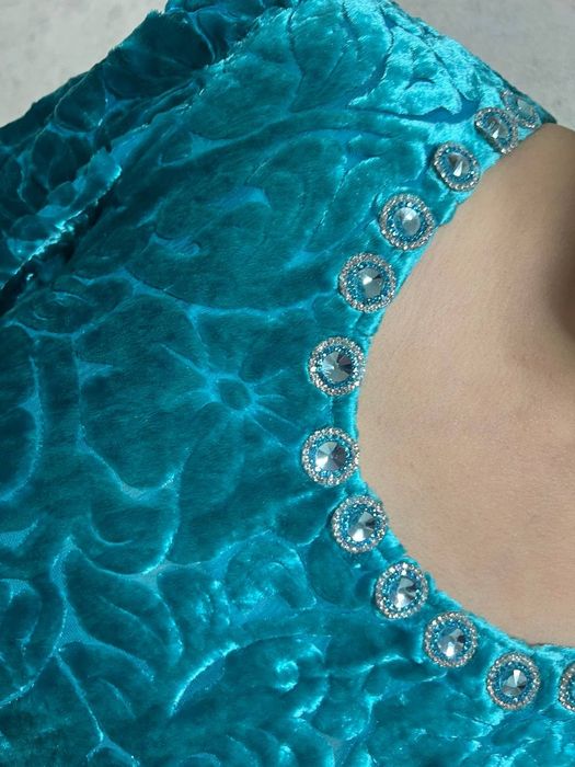 Платье КРЕПСАТИН ретро  +  Х/Б ПЛАТЬЕ