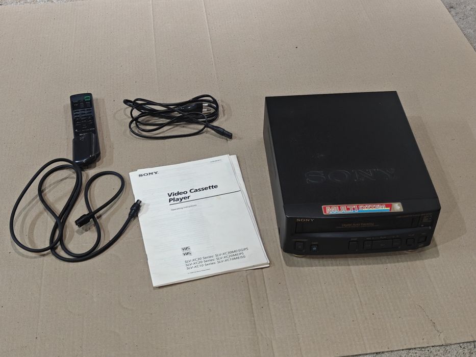 Кассетный проигрыватель Sony
