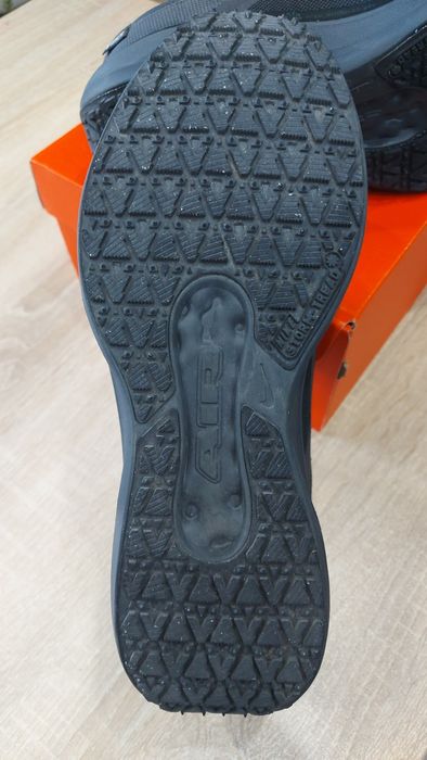 Продавам маратонки Nike Air Winflo 11 Gore-Tex