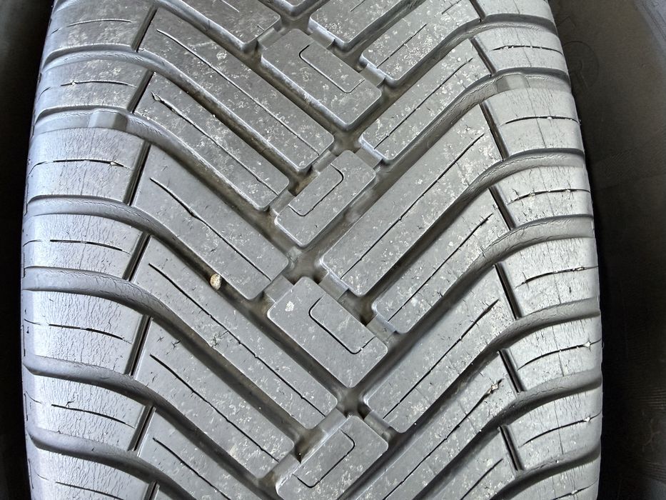 235/65 R17 GRIPMASTER 4Seasons anvelope mixte AUDI Q5 / Mercedes GLC