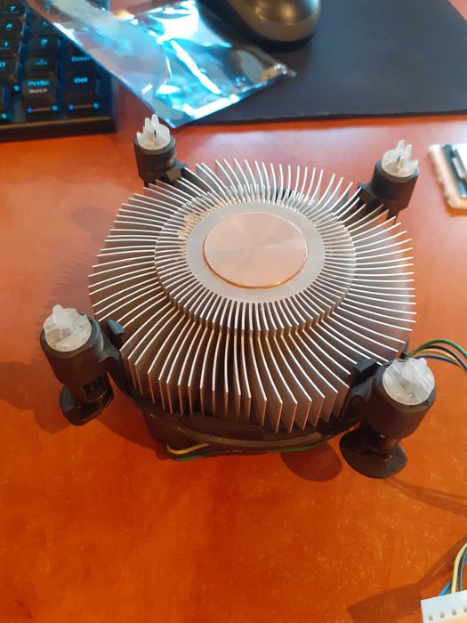 Procesor I5 4440 + cooler stock