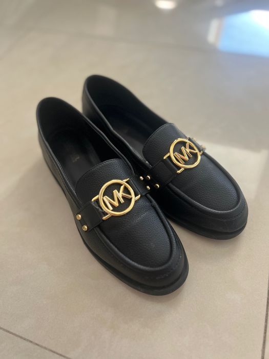 Обувки Patrizia Pepe, Pinko,Tosca Blu, Adidas, Zara, Mango,CK, Bata