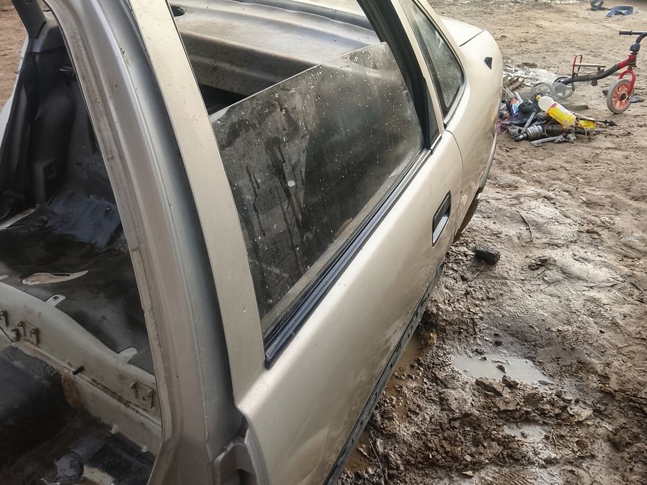 Опель задний кузов