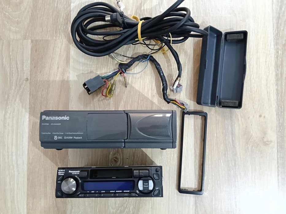Casetofon auto Panasonic magazie CD