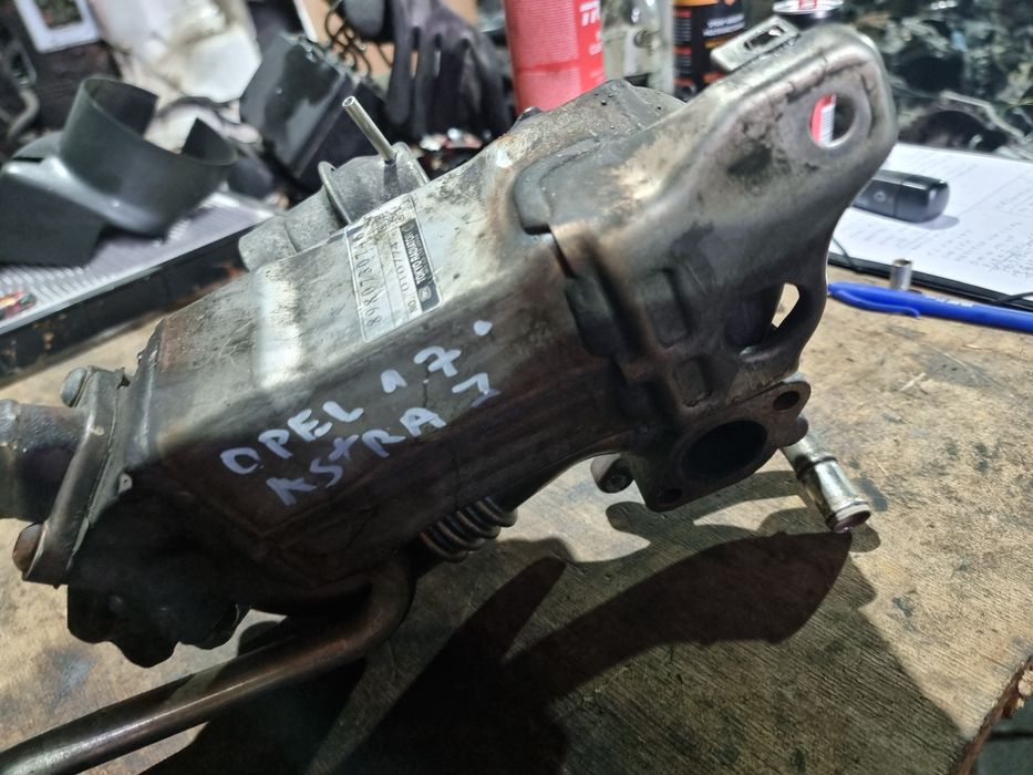 Racitor Gaze Opel astra J de 1.7 CRDTI