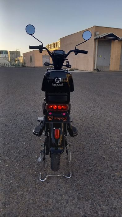 Электроскутер leopard
