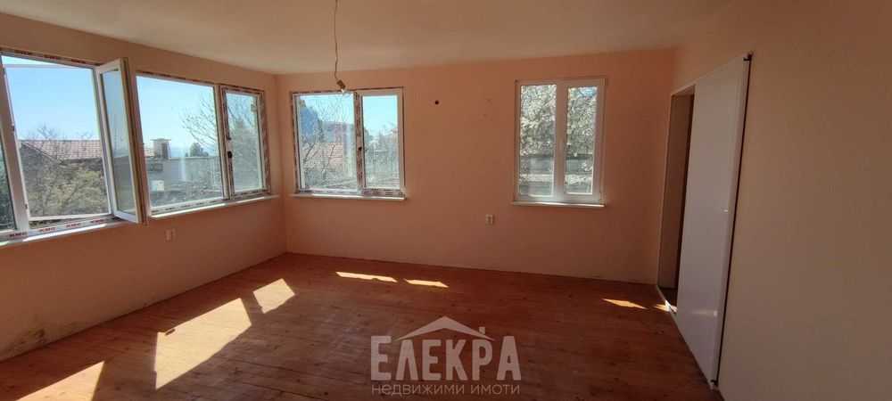 Парцел с панорама лесен достъп от главният път -  Ален Мак