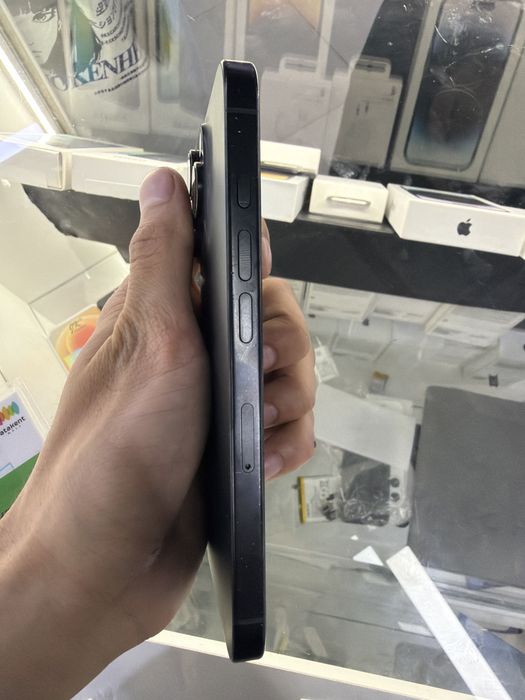 iPhone 16 Pro черный 512gb