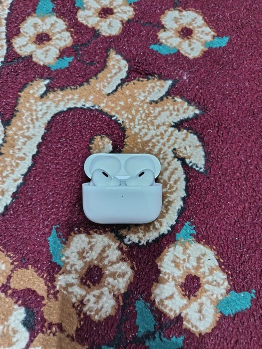 Air pods yangi  ishlatilmagan