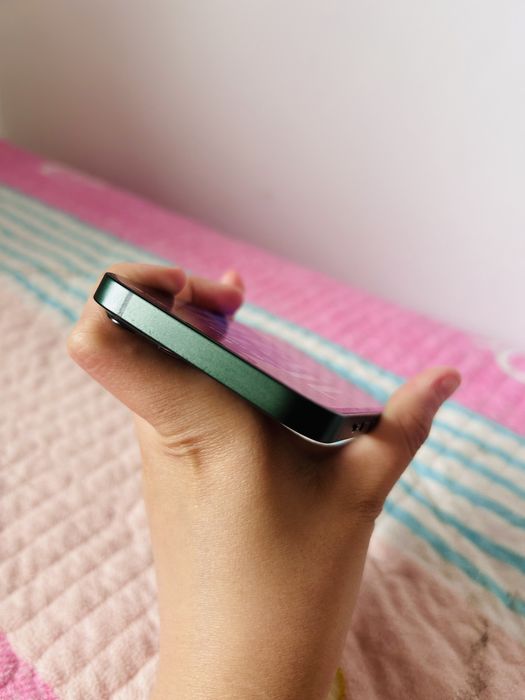 iPhone 13 зеленый цвет, 128гб, 85% емкость