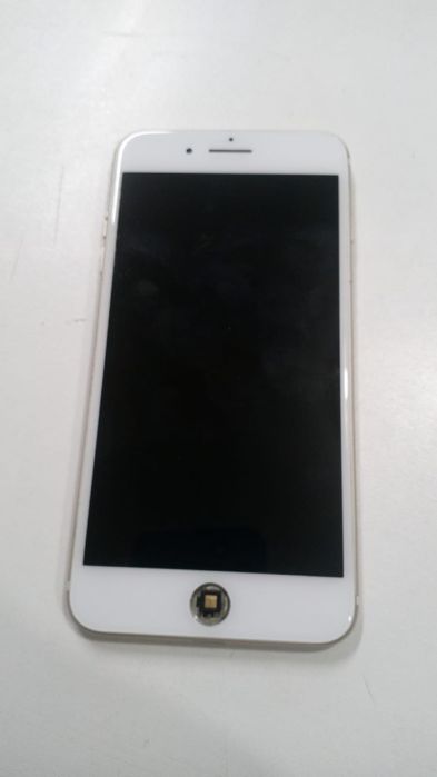 IPhone 7 Plus продам на запчасти