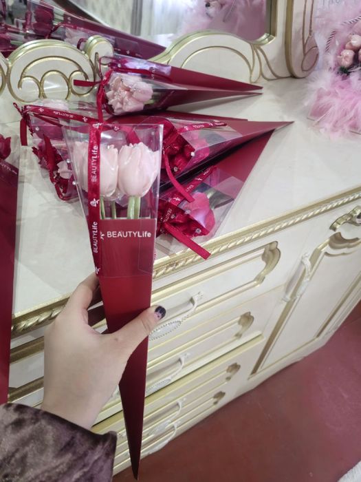 Sovgʻa uchun sunʼiy gullar