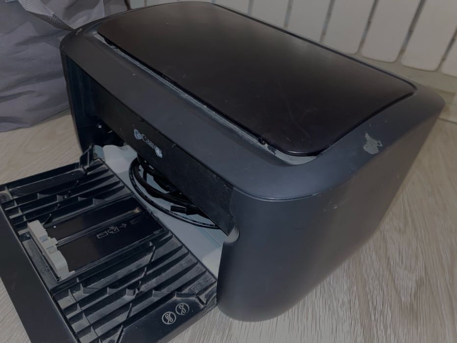 Принтер б/у 50000