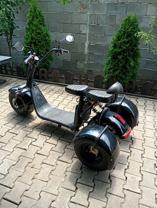 Vând scuter electric cyti coco stare perfecta nu dețin  acte