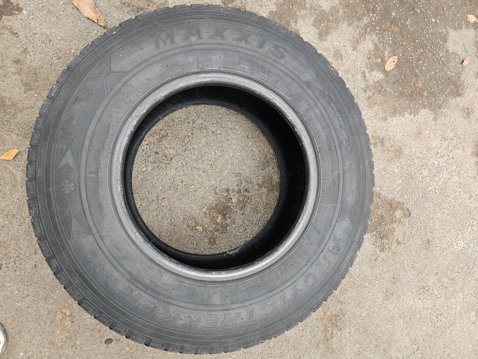 235/75 R15 шины Maxxis