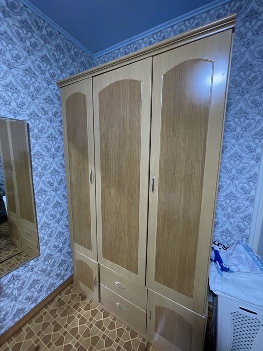 Продается шкаф.