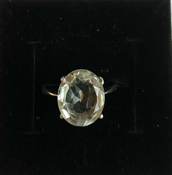 Inel din argint solitar cu ametist verde