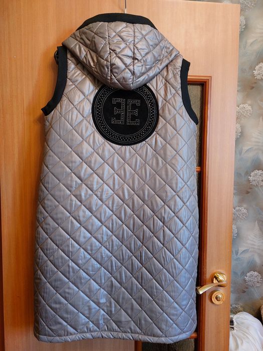 Безрукавка стеганая