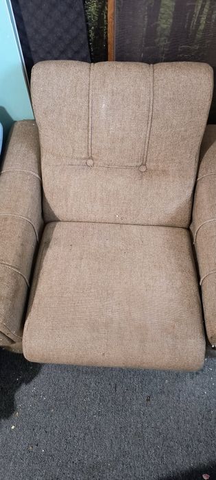 Продавам мек и удобен фотьойл -30 лв