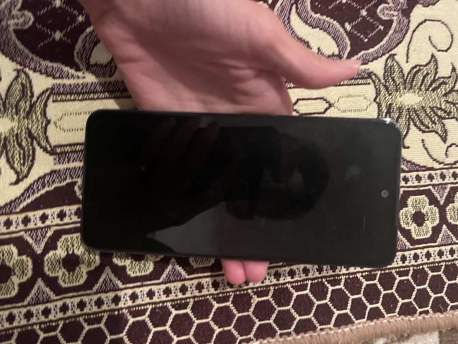 Redmi Note 11S.