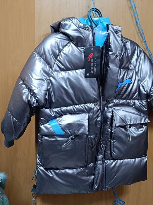 Куртки детские новые