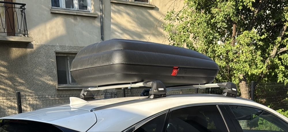 Продавам автобагажник