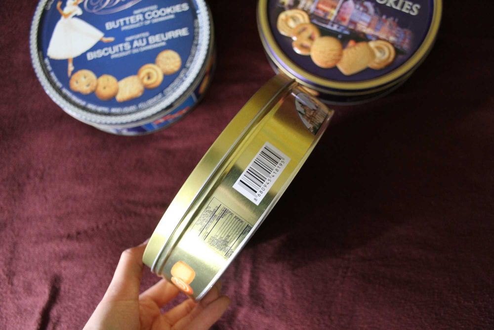 Жестяные коробки из под печенья