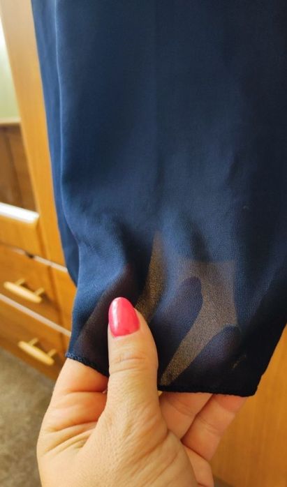 Дълга тъмносиня рокля