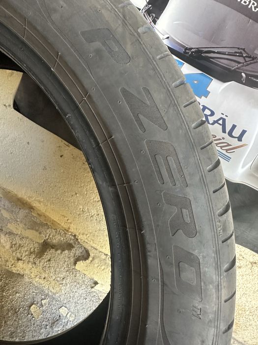 Гуми Pirelli размер 255 / 45 / 20 дот 0923