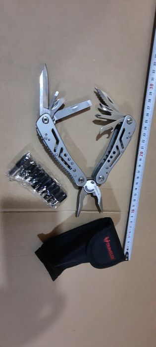 Продам мультитул.