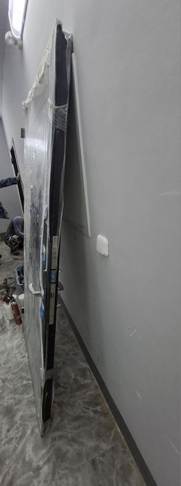 Продам входную дверь