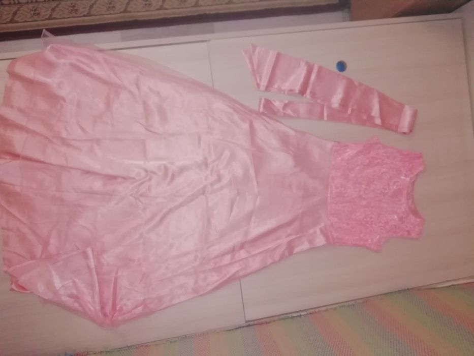 платье вечернее в пол, красивое