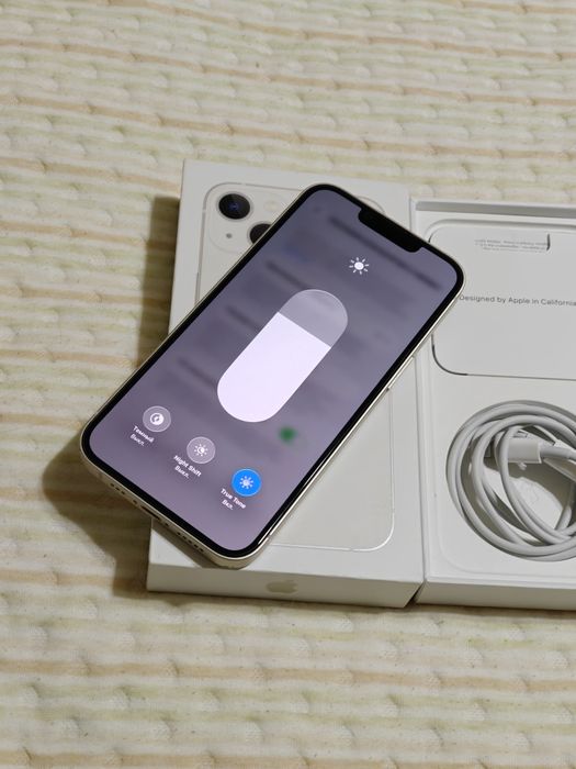 iPhone 13 128 gb akb 87 Белый цвет