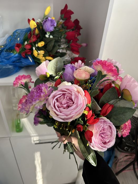 Продам цветы декоративные