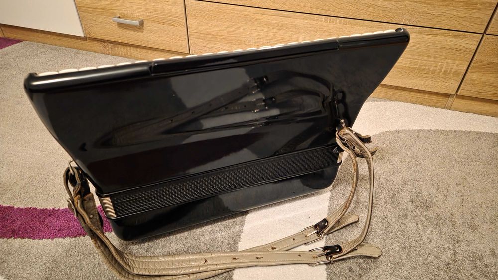 Акордеон Hohner Atlantic IV N De Luxe