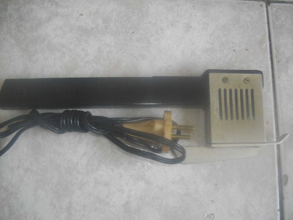 Лепачка Полиетилен Фолио/ Фрезер40мм/ Ролков Нож Хартия А4