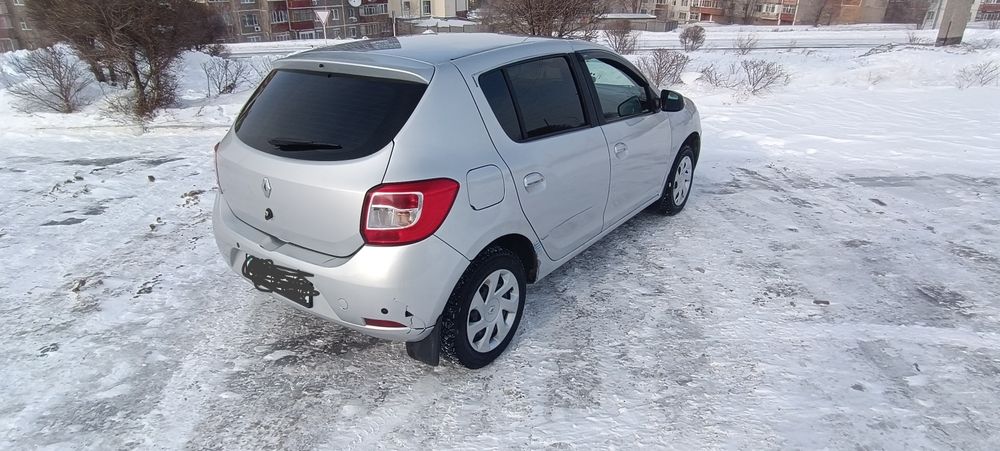 Продам Renault sandero