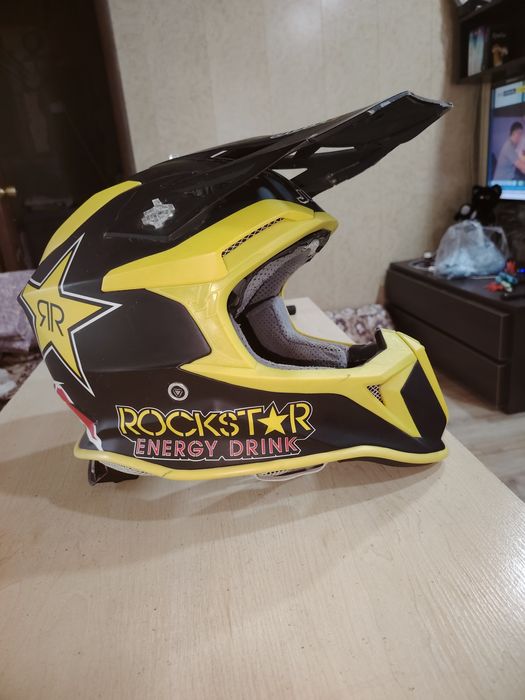 Мотошлем для кросса