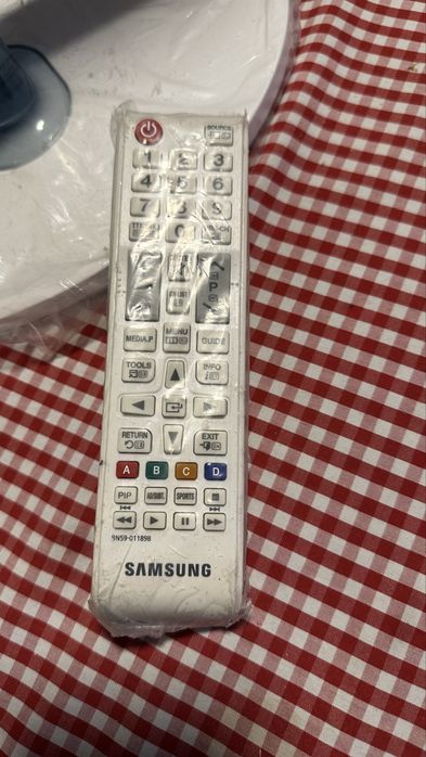 Samsung Tv+Monitor 24” Full HD