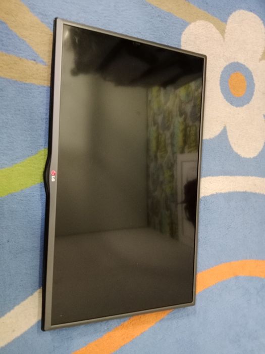 Б/У телевизор от LG