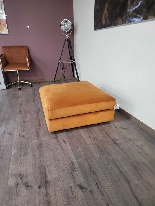 Голяма оранжева табуретка от плат
