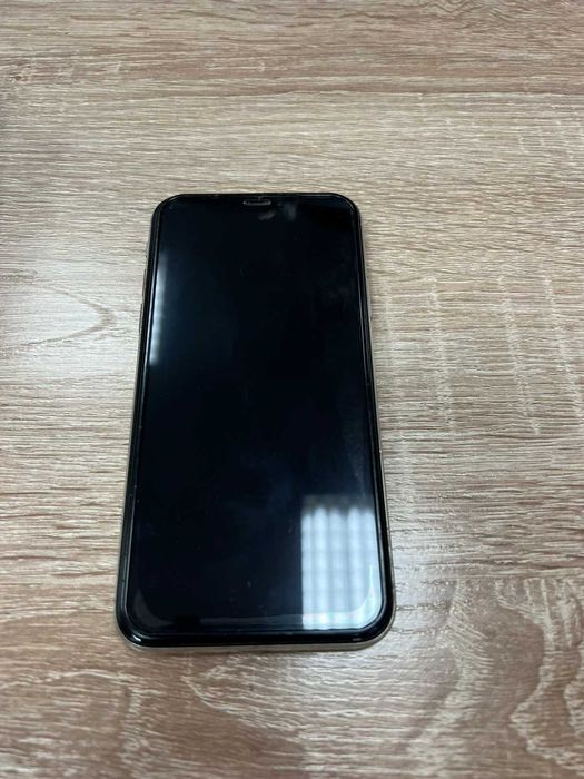 i Phone X с коробкой, наушниками, USB