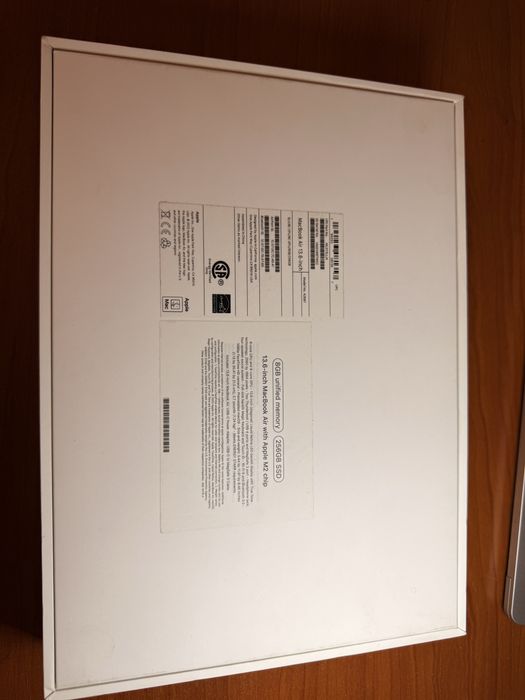 MacBook Air 13.6-inch M2