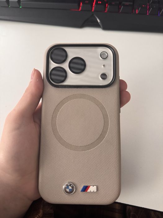 Продам айфон 17 pro 512gb