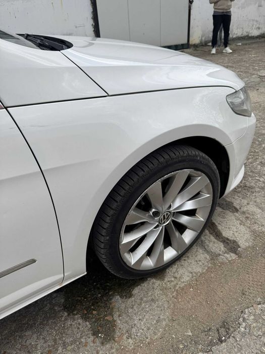 Aripa dreapta fata LB9A Volkswagen Passat CC 2.0 CFGB 2011