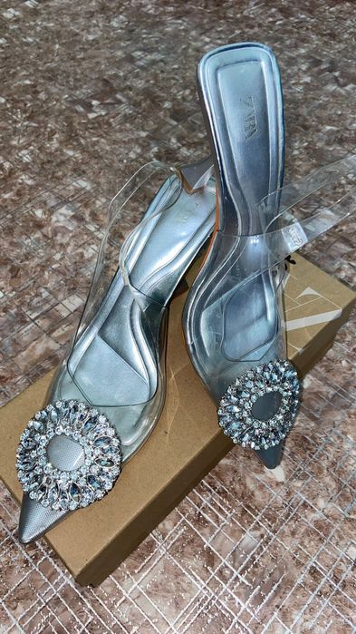 Туфли нарядные красивые